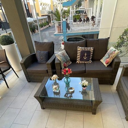 Hotel Vienna Rivazzurra ريميني المظهر الخارجي الصورة