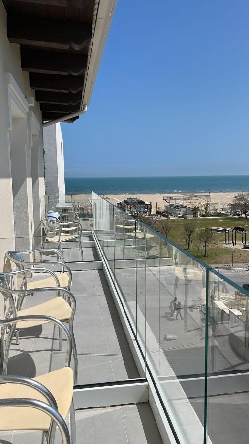 Hotel Vienna Rivazzurra ريميني المظهر الخارجي الصورة